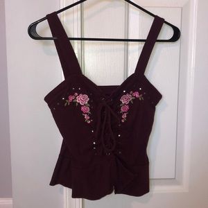Cute tank top with flowers!
